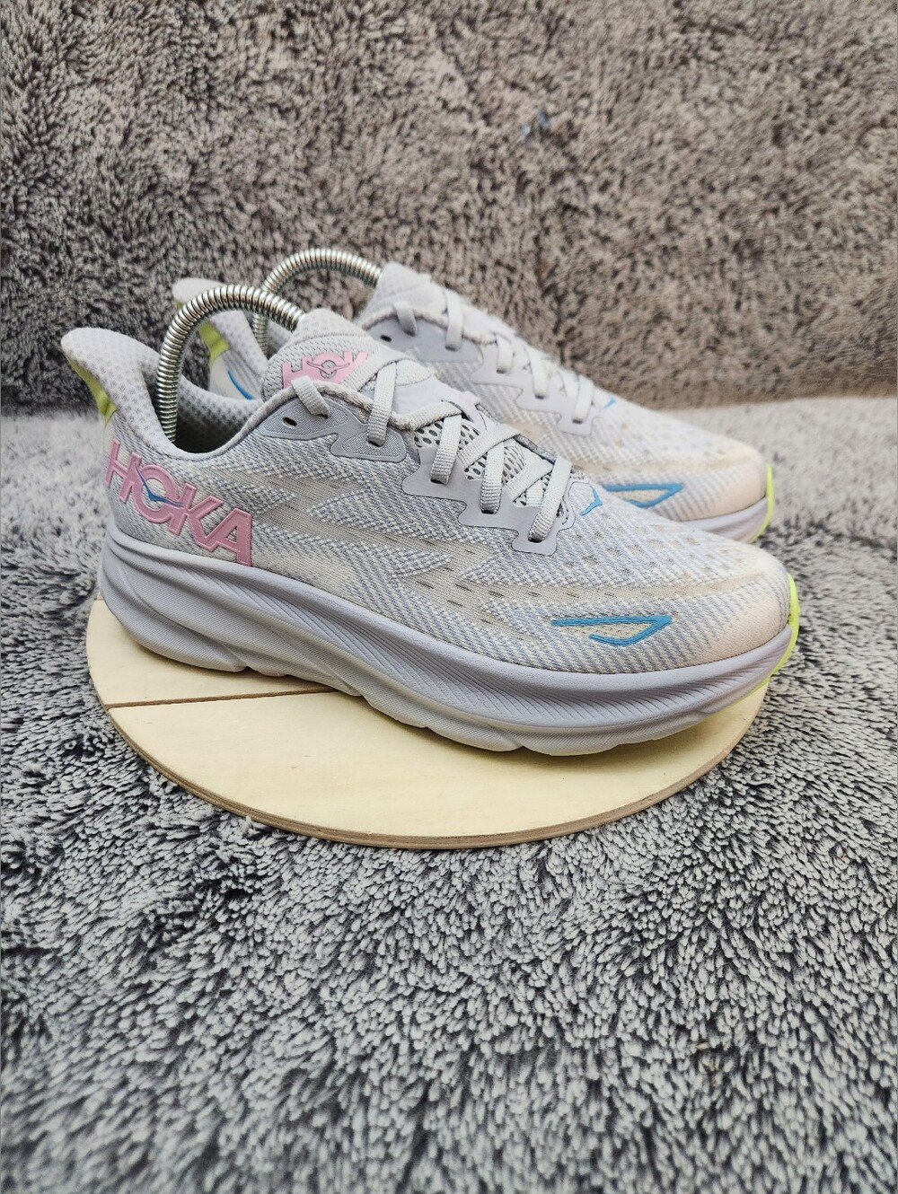 Hoka One One Clifton 9 Athletic Running Blue Pink Sneaker Women's Size 8 B